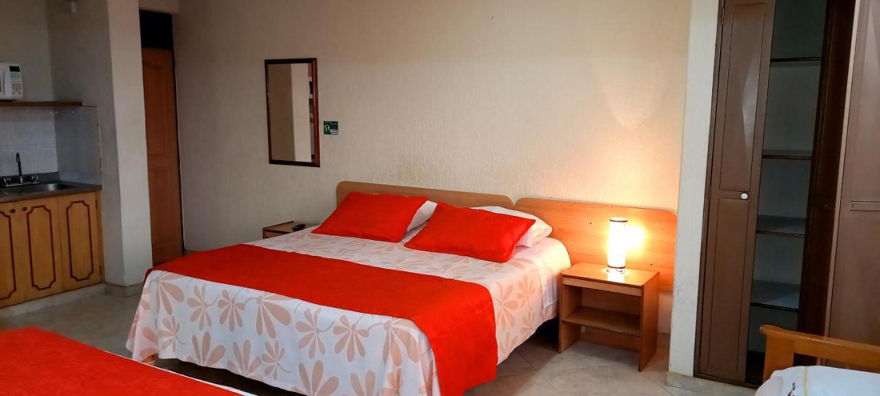Hoteles Bogota Inn Turisticas 63 Экстерьер фото